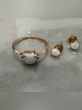 14k Gold Opal Heart Ring and Stud Earring Set - White Opal
